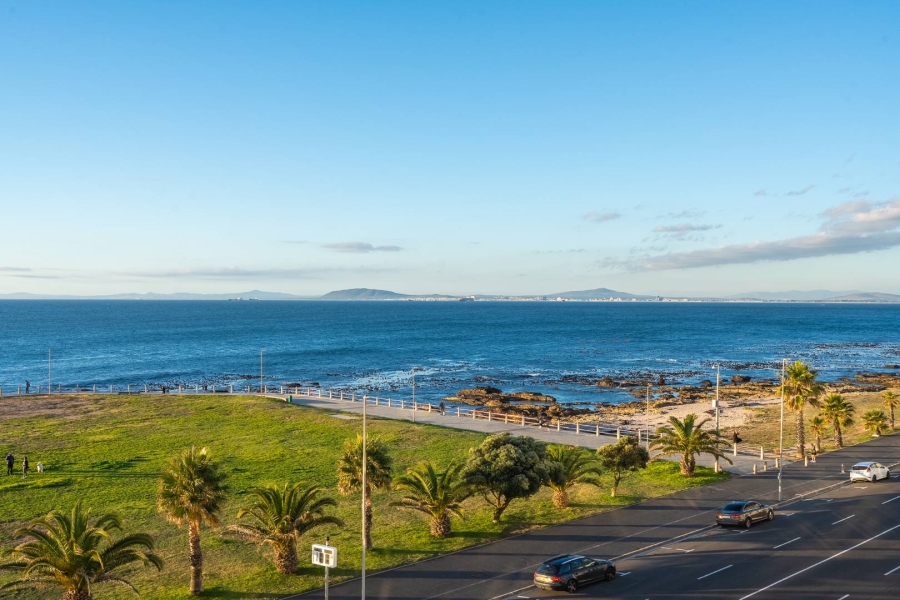3 Bedroom Property for Sale in Mouille Point Western Cape
